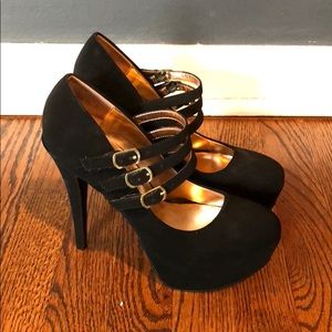 Unworn black high heels